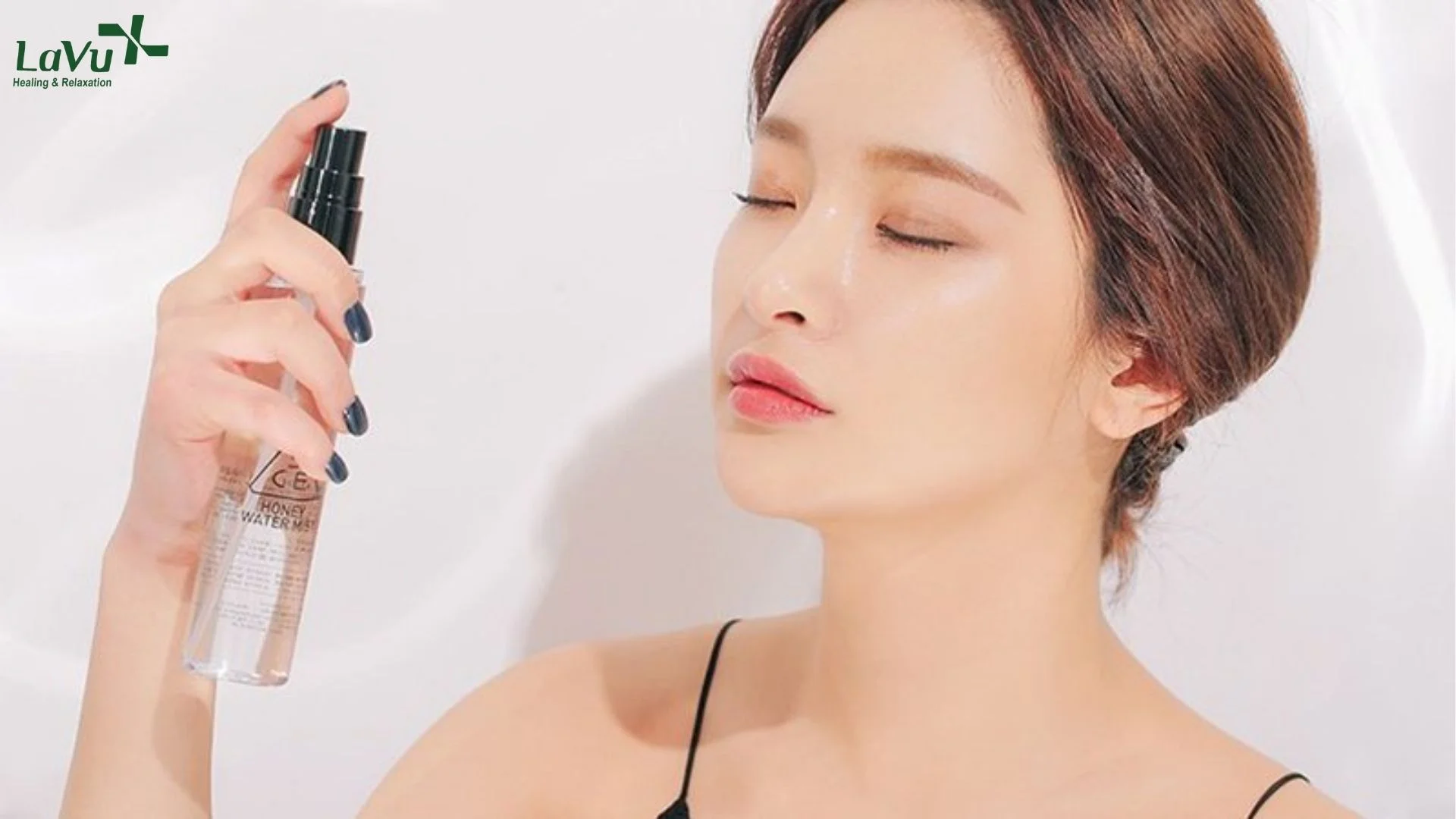 cách dùng xịt khoáng dưỡng ẩm cho làn da